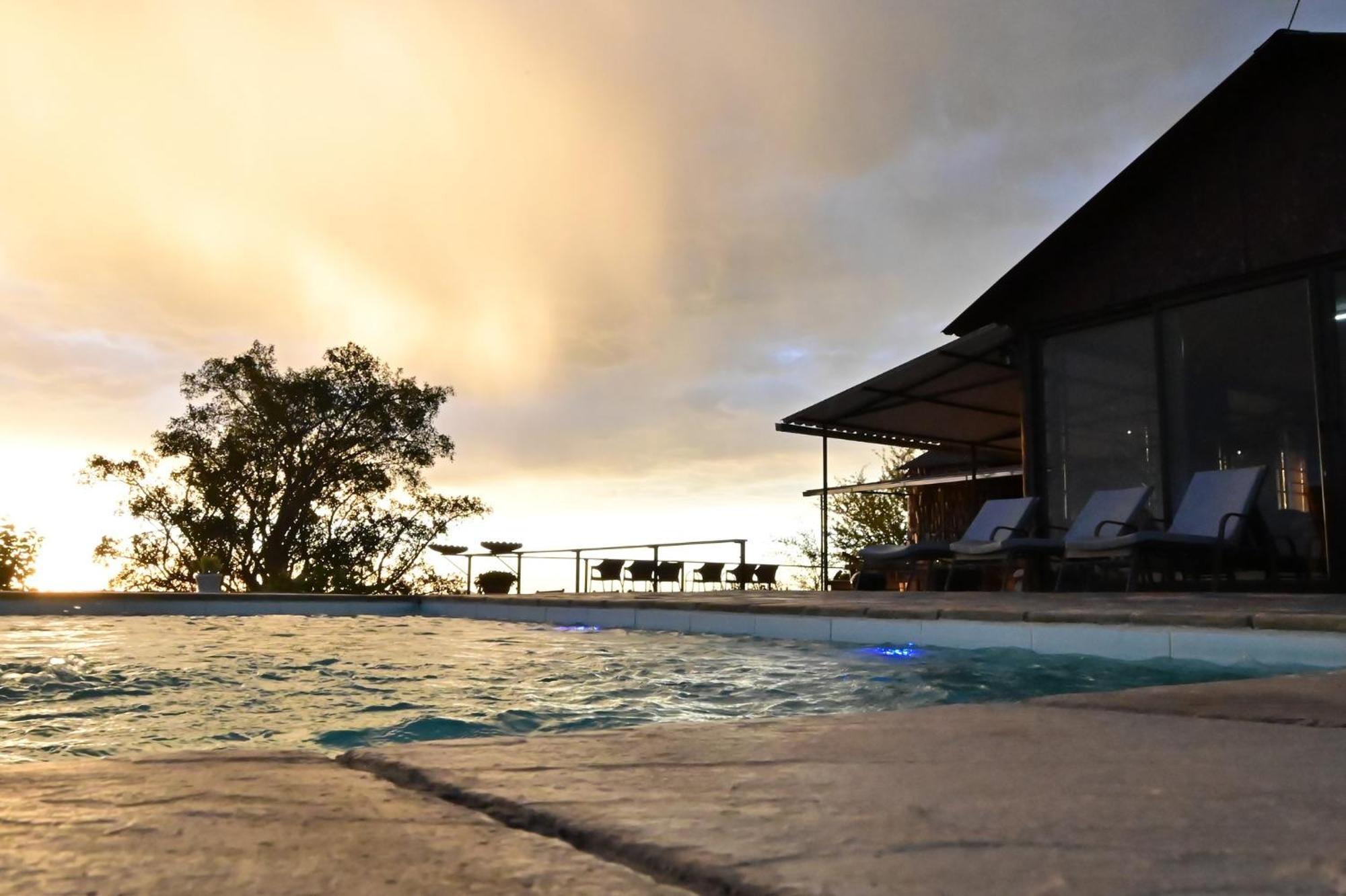 Aloegrove Safari Lodge Очиваронго Экстерьер фото